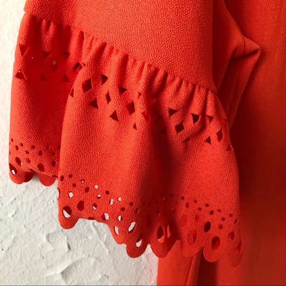 Banana Republic Cut Out Detail Top - L - Picture 5 of 7